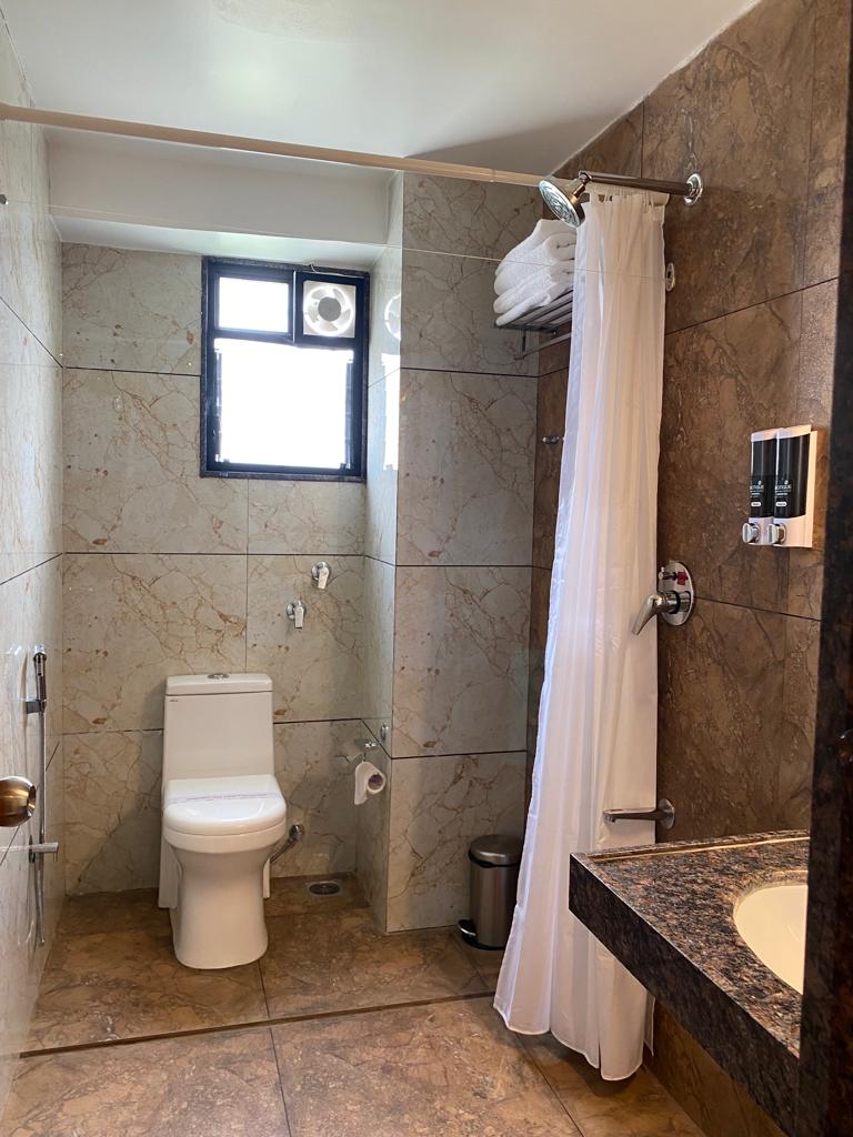 Room Image 3