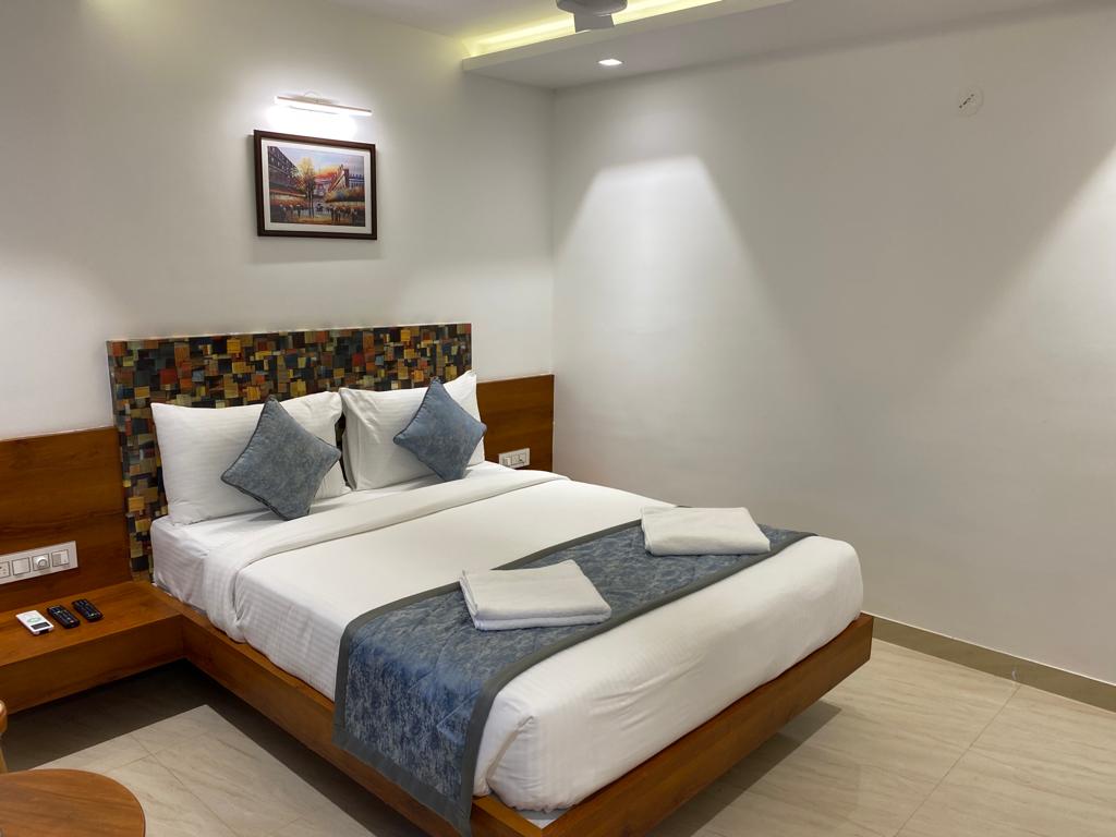 Room Image 3